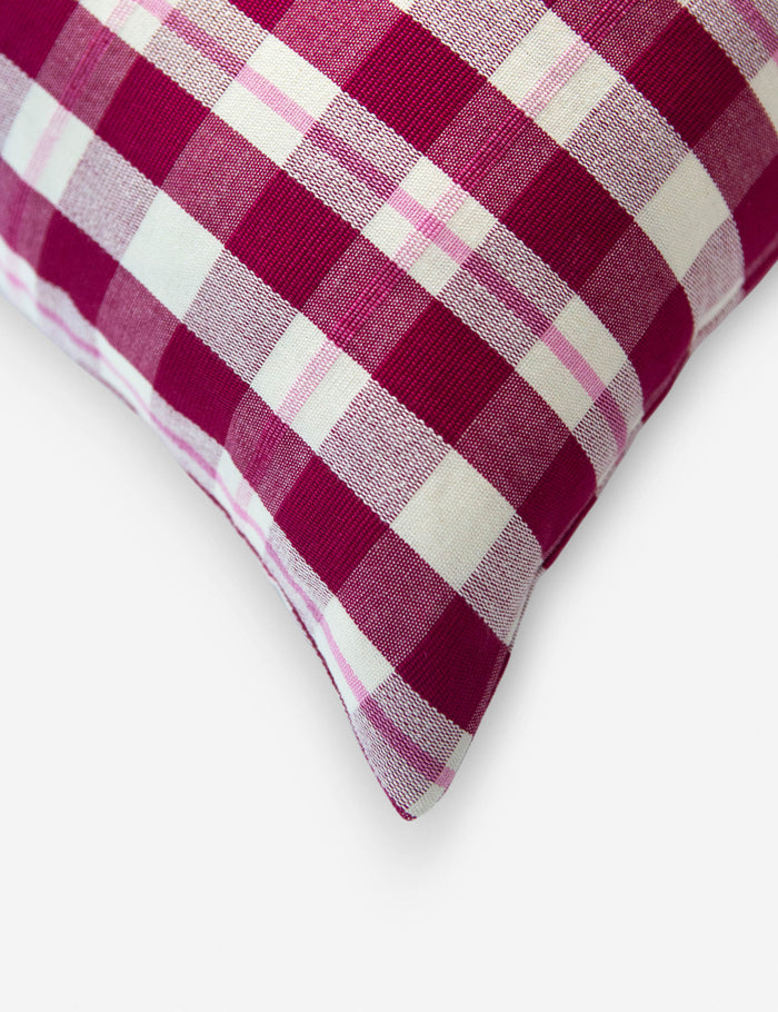 #color::cranberry #size::lumbar  #size::square