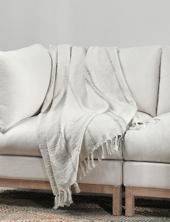 #color::ivory-and-gray
