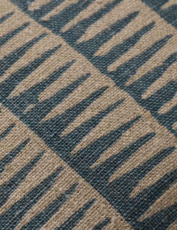 #color::natural-and-blue #size::18--x-18- #insert::down #insert::polyester