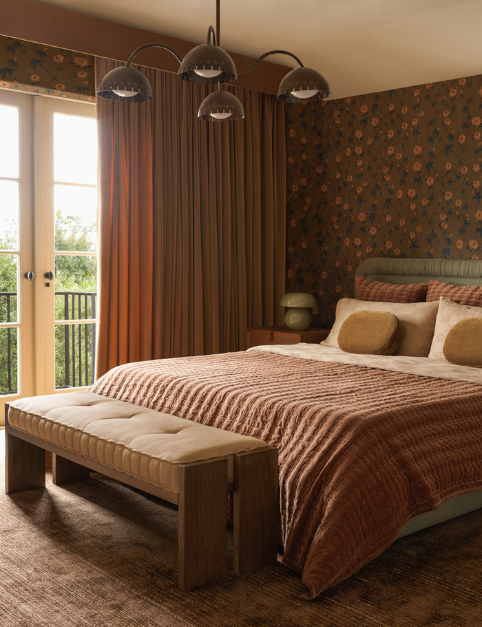 #color::rosewood #size::full-queen #size:king-cal-king
