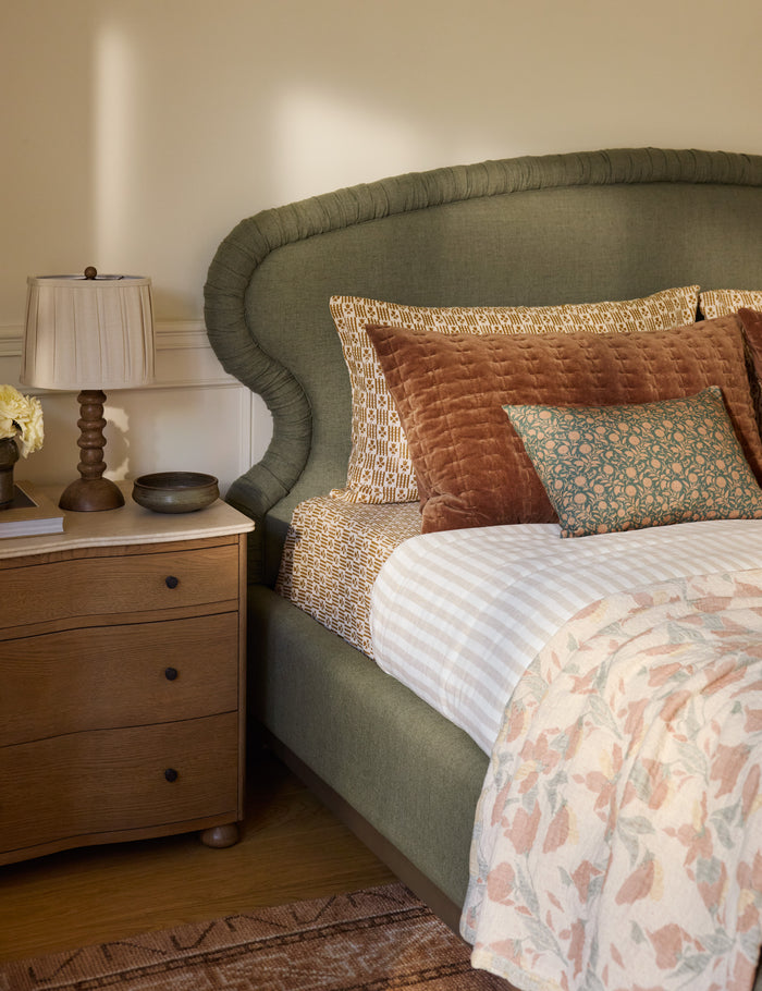 #color::rosewood #size::standard #size::king