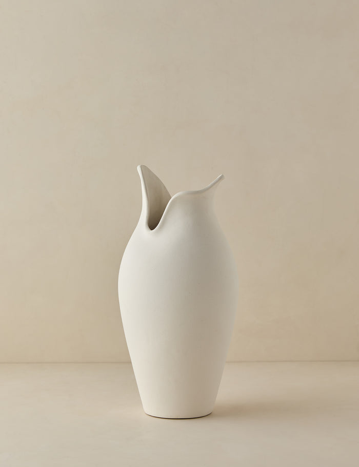 #color::ivory