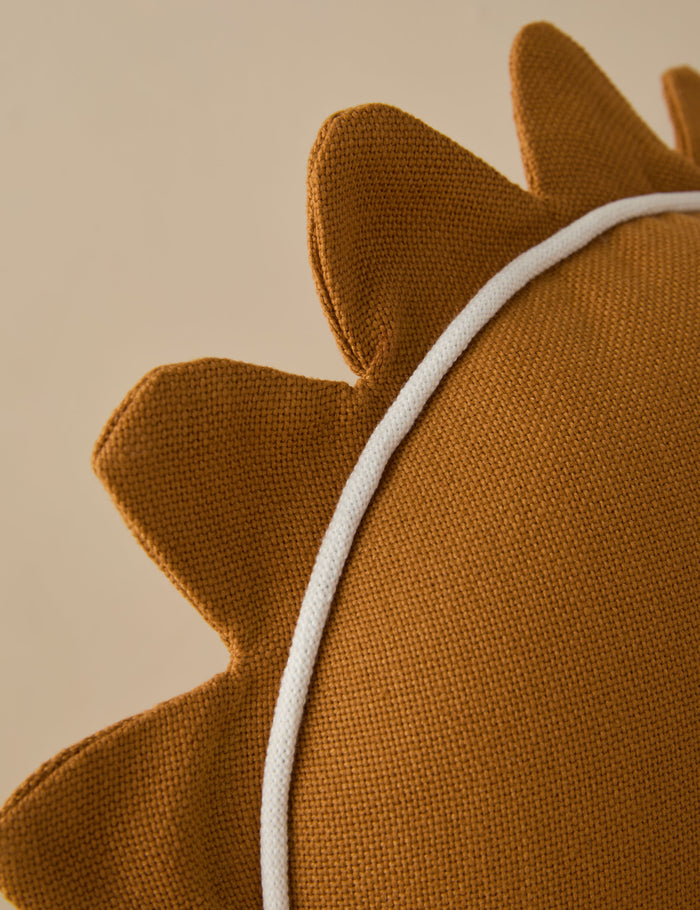 #color::deep-ochre #style::round #fill-type::polyester