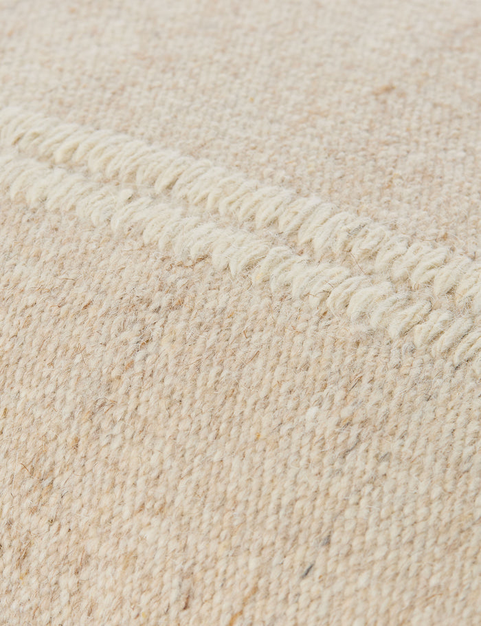 #color::taupe-and-sandstone #size::18--x-18- #size::20--x-20- #size::22--x-22- #insert::down #insert::polyester
