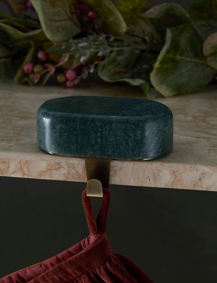 #color::green | Bertram marble stocking holder