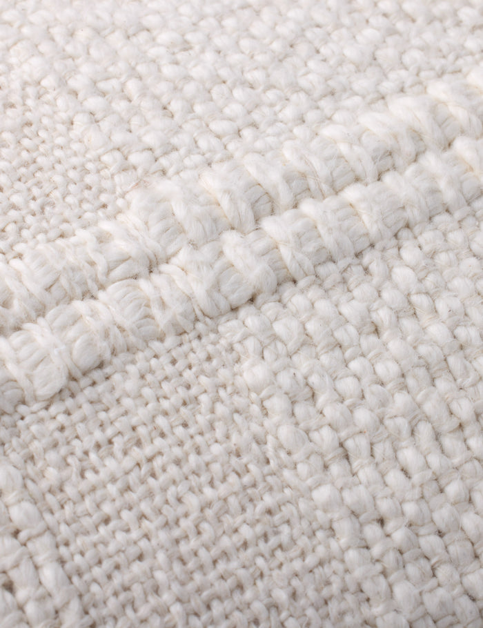 #color::ivory #size::16--x-26- #insert::down #insert::polyester