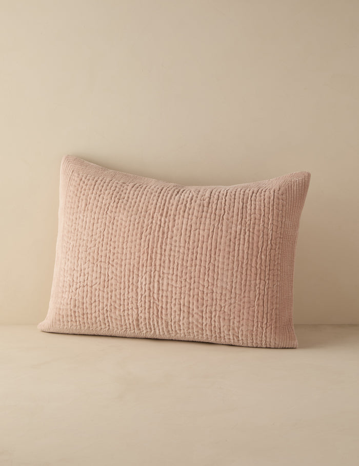 #color::blush #size::standard size::king