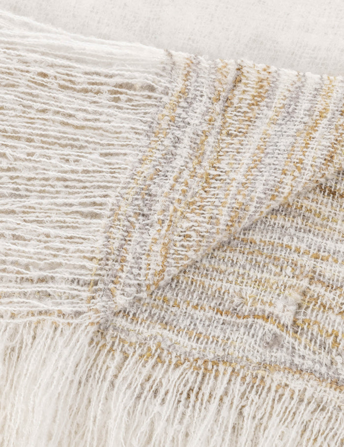 #color::ivory-and-rust