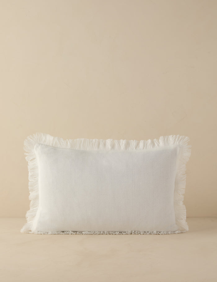#color::coconut #style::lumbar #fill-type::polyester