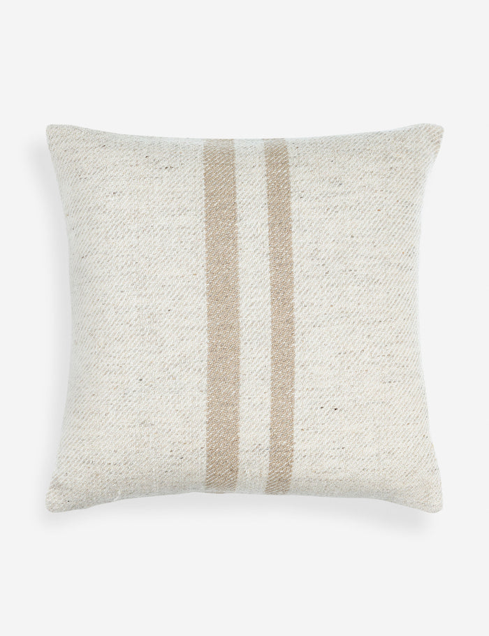 #fill::down #fill::polyester #size::22--x-22- #size::20--x-20- #size::18--x-18- #color::white-and-natural