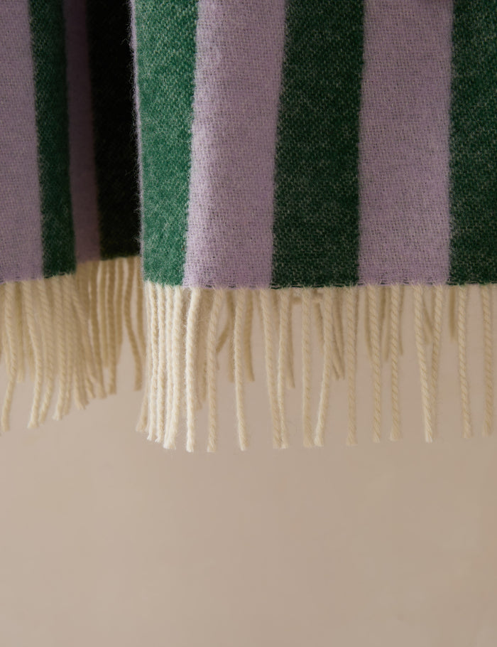 #color::lilac-green