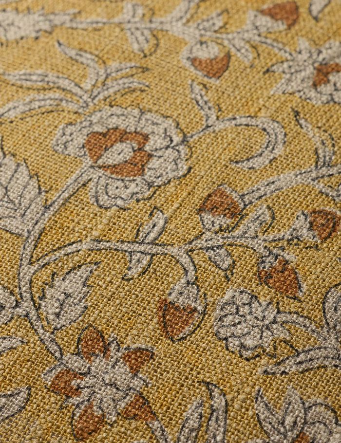 #color::gold-and-multi #style::square #fill type::down #fill type::polyester