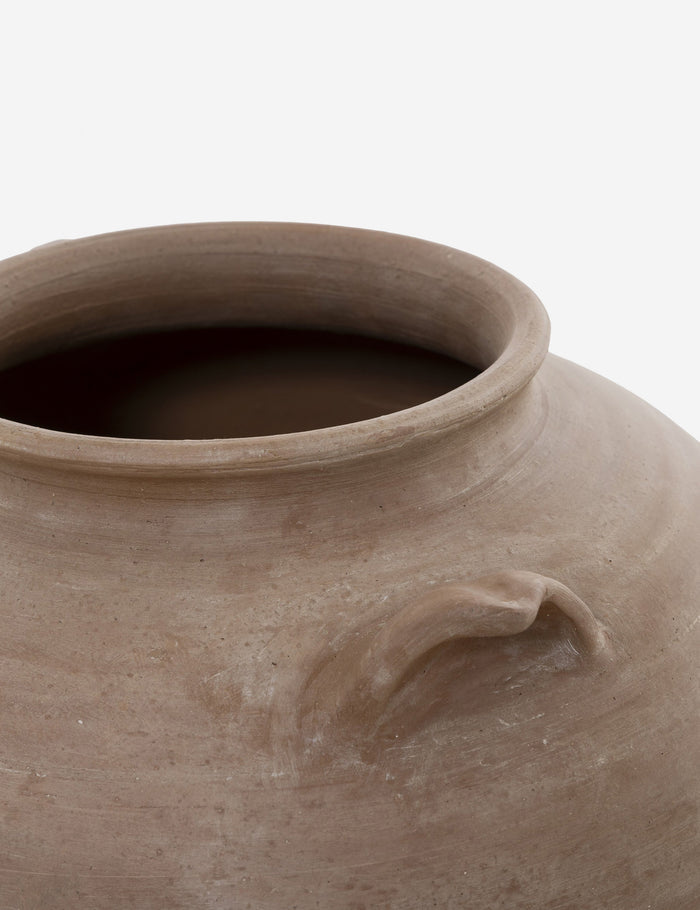 #color::natural-terracotta