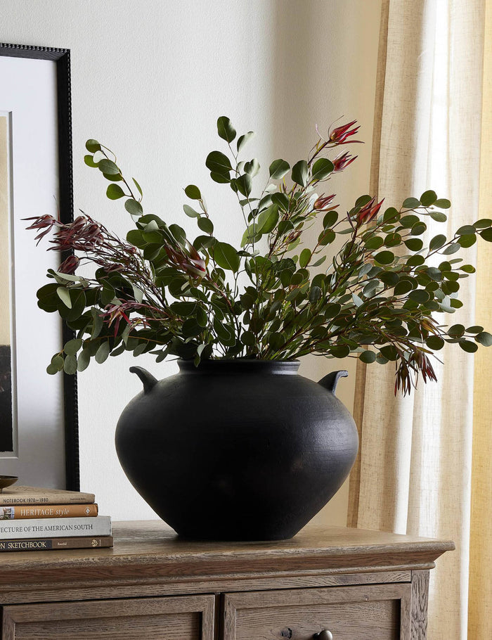 #color::black-terracotta
