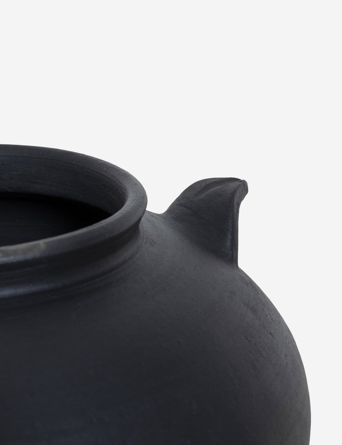 #color::black-terracotta