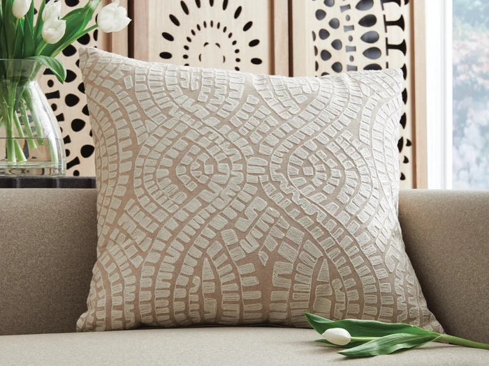 Cortlen Pillow (Set of 4)