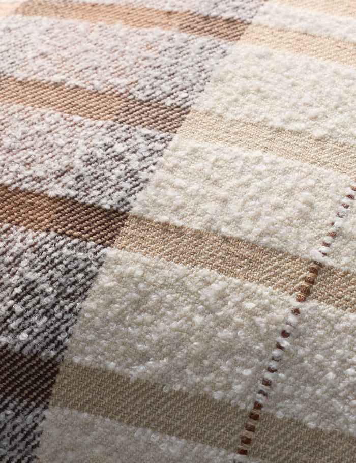 #color::default-title #style::square #fill type::down #fill type::polyester