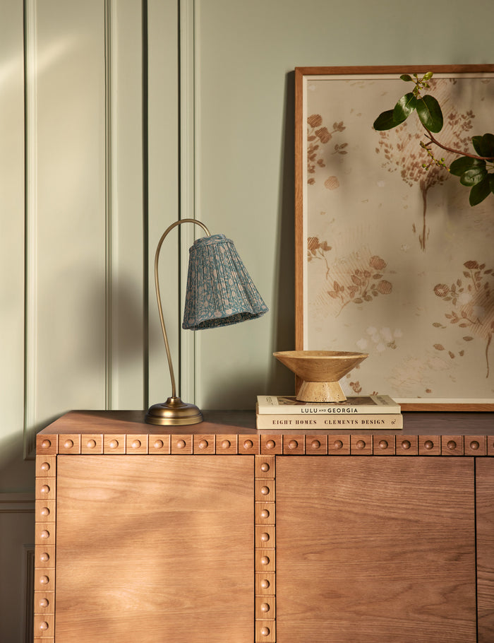 #color::Fransen-and-Antique-Brass