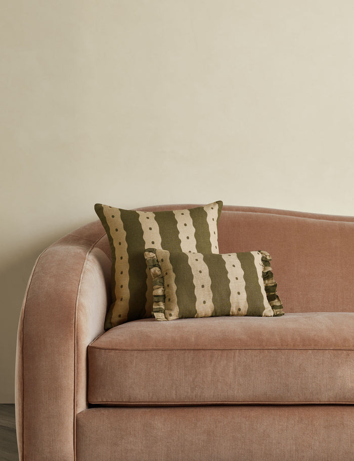 #style::square-18 #style::lumbar