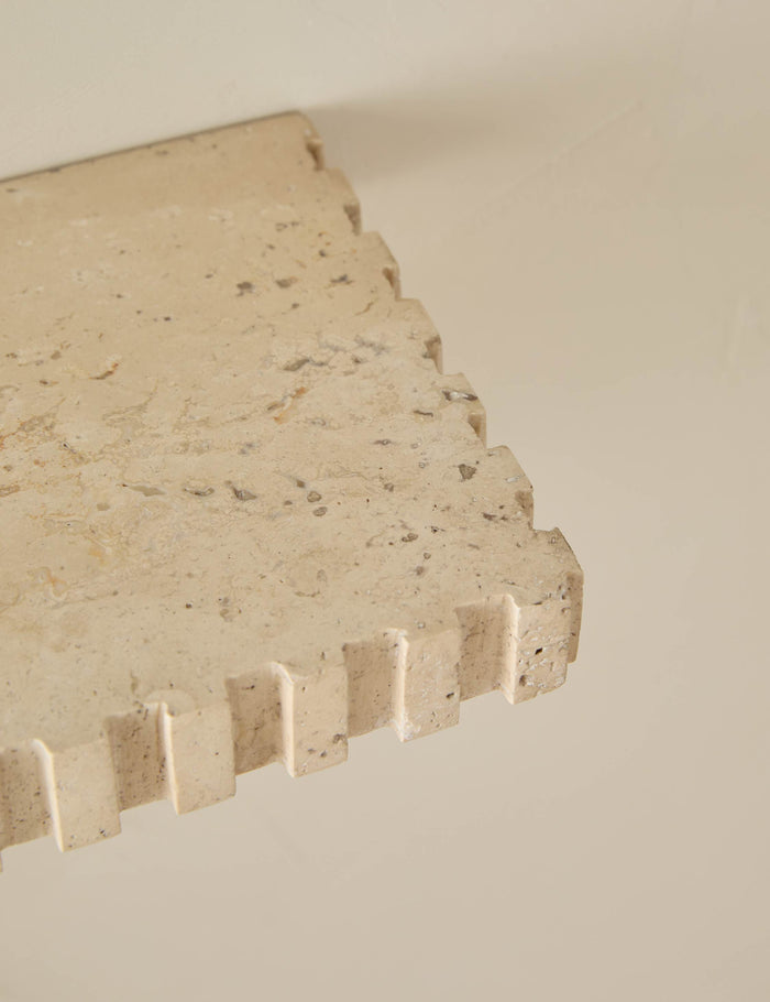 #color::travertine #size::medium