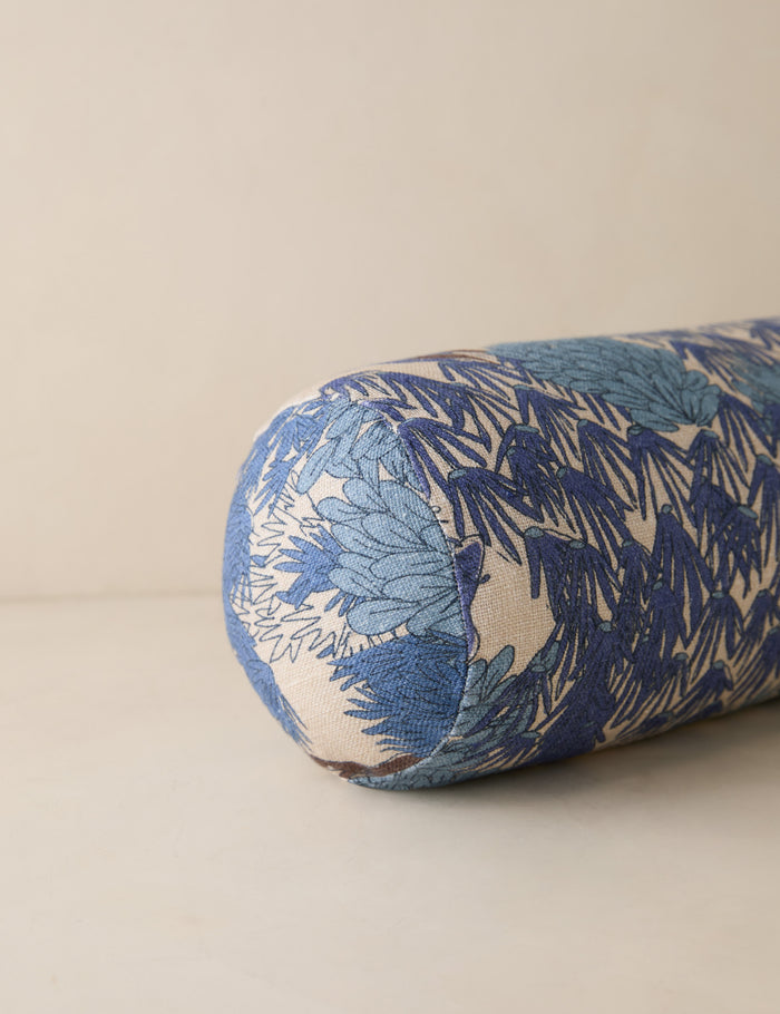 #color::blue #style::bolster