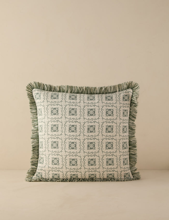 #color::emerald #style::square #fill-type::polyester