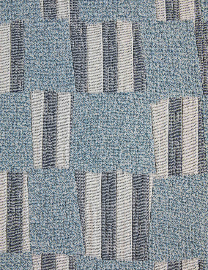 #color::chambray #size::full-queen #size::king-cal-king