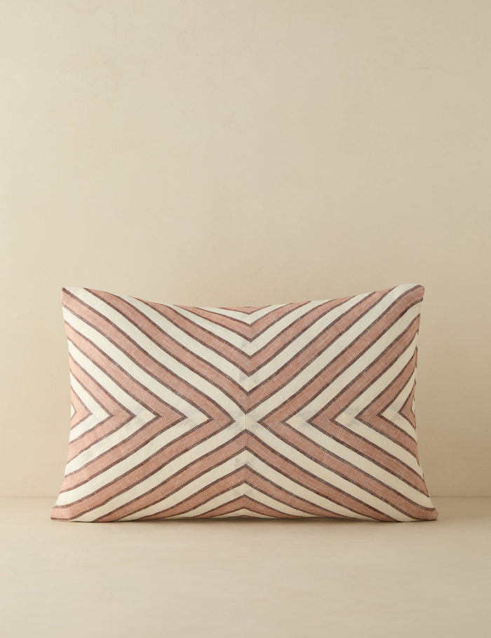 #color::flamingo #style::lumbar
