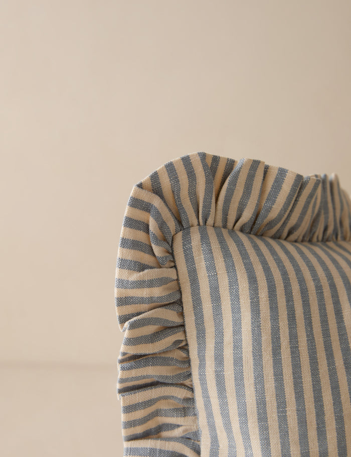 #color::blue #style::long-lumbar