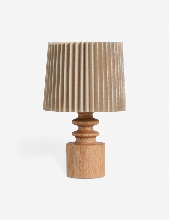 #color::natural | Joshi pleated shade table lamp