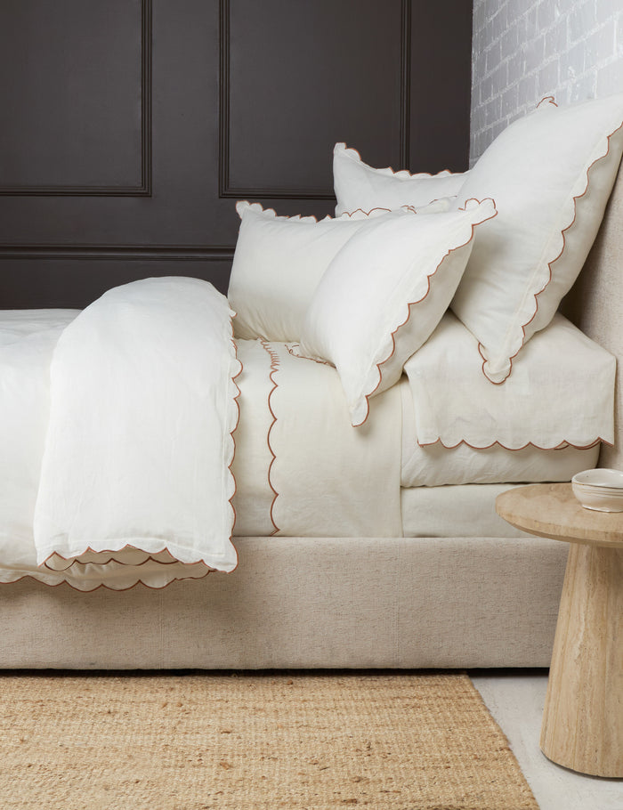 #color::cream-and-terracotta #size::standard #size::king #size::euro