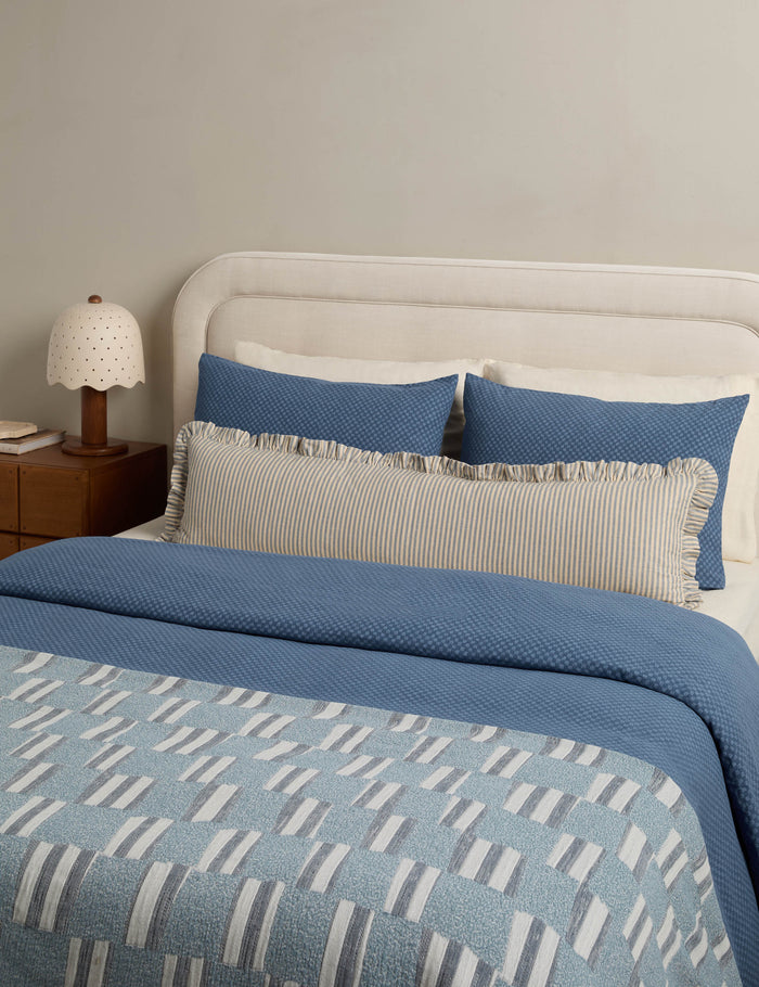 #color::azure #size::full-queen #size::king-cal-king #type::duvet-cover #type::duvet-set