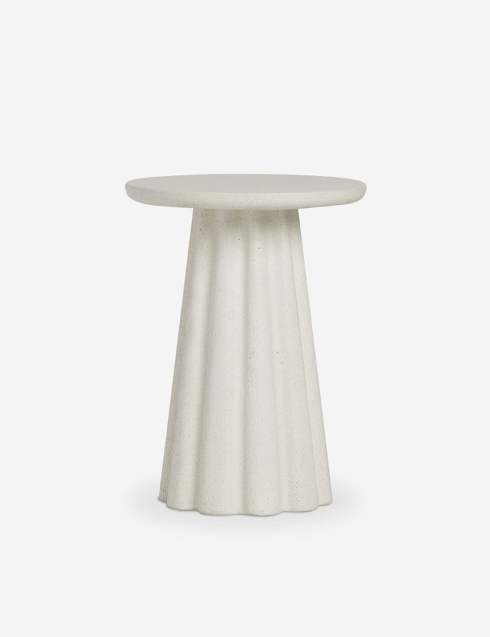 #color::white #size::13.8-W