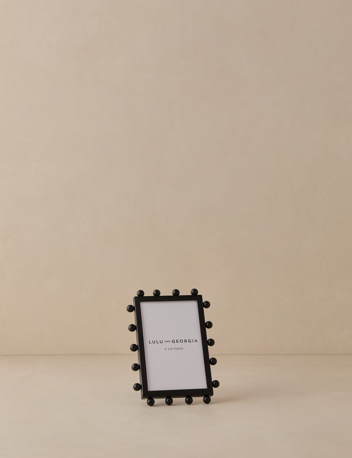 #color::black #size::4--x-6-