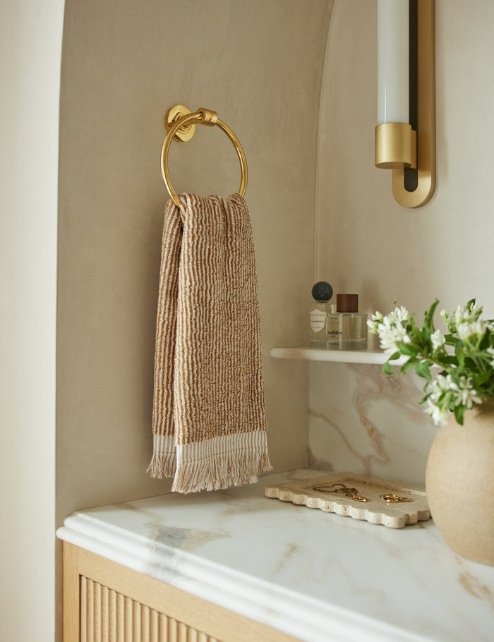 #color::marigold #style::hand-towel #style::towel-set