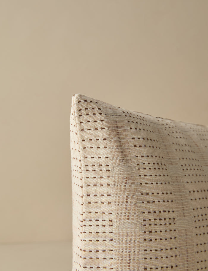 #color::ivory #style::long-lumbar