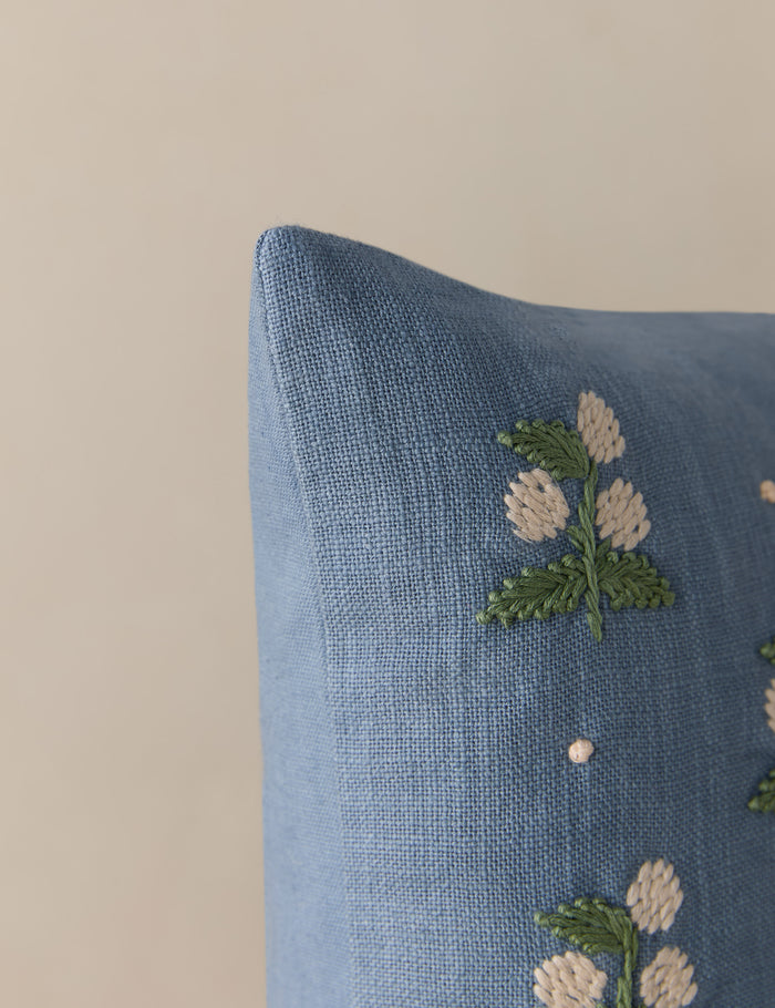 #color::denim #style::lumbar  #style::square