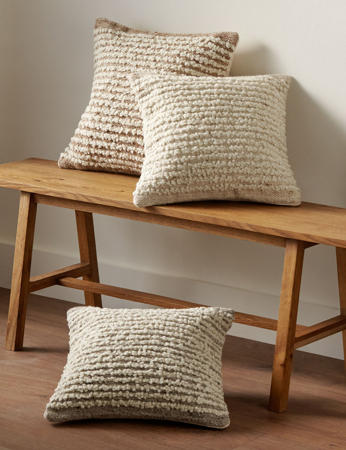#color::beige-and-ivory #color::cream-and-ivory #color::ivory-and-sandstone #size::18--x-18- #size::20--x-20- #size::22--x-22- #insert::down #insert::polyester