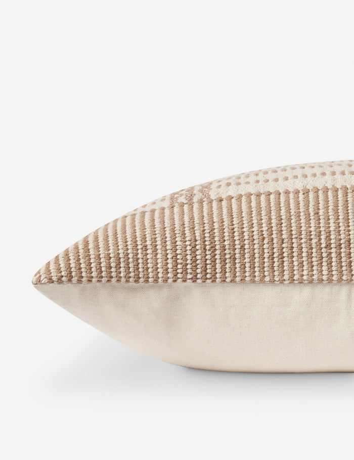 #color::gold-and-beige #insert::down #insert::polyester