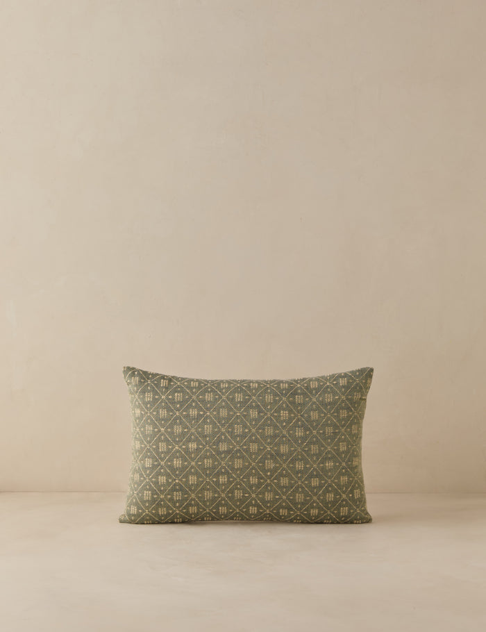 Sage and Ivory / Lumbar / With Feather Down Insert