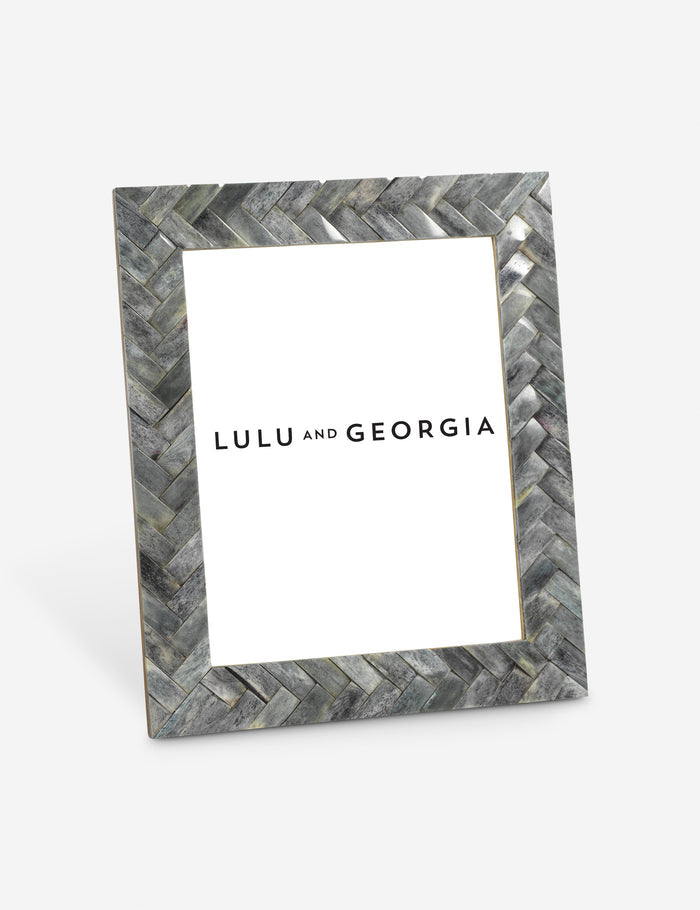 #color::gray #size::8--x-10-