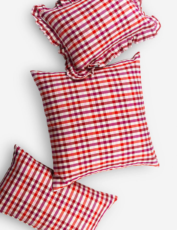 #color::red #size::lumbar