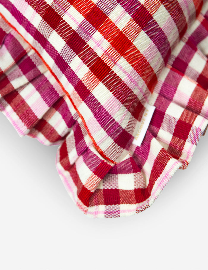 #color::red #size::lumbar