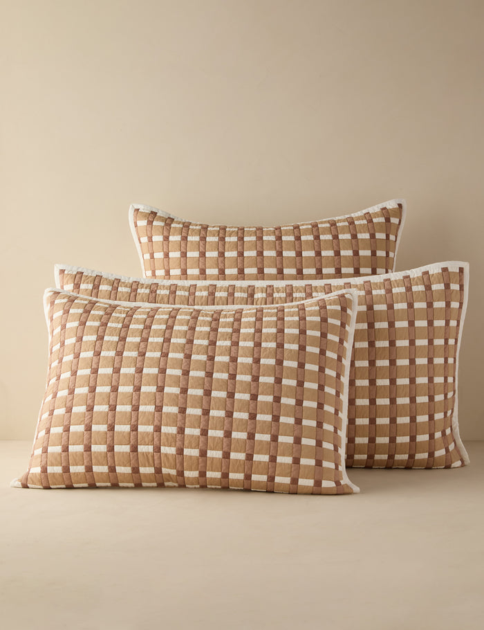 #color::blush #size::euro #size::standard #size::king