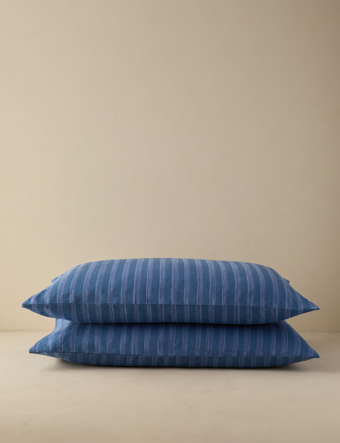 #color::azure #size:standard #size::king