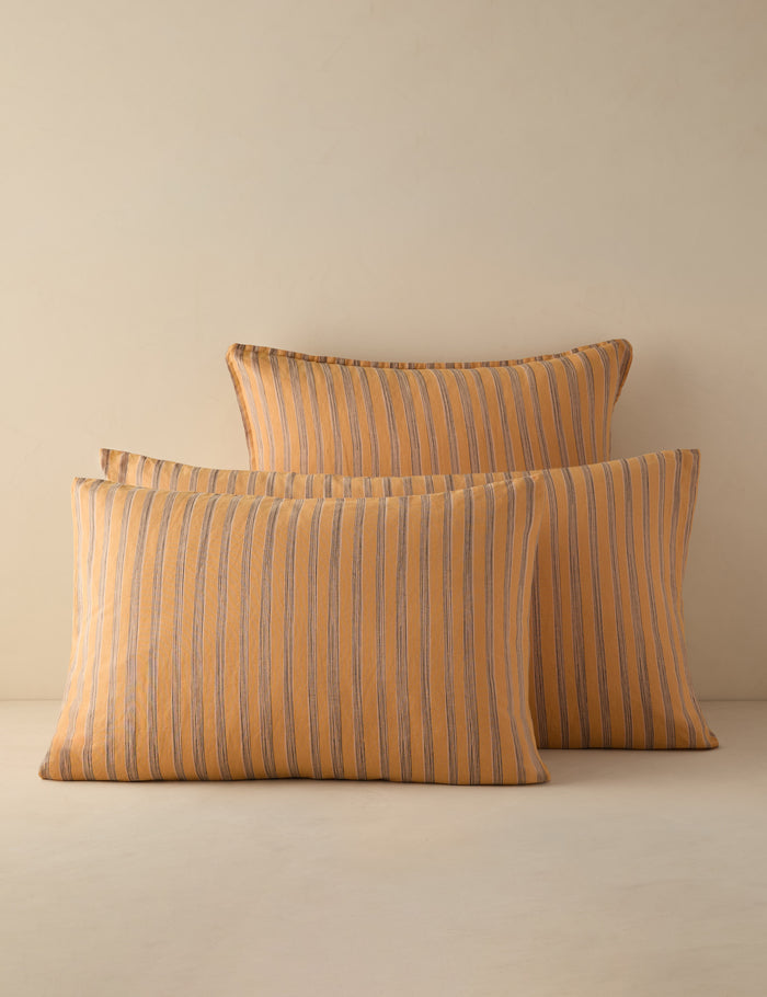 #color::peach #size::euro #size::standard #size::king