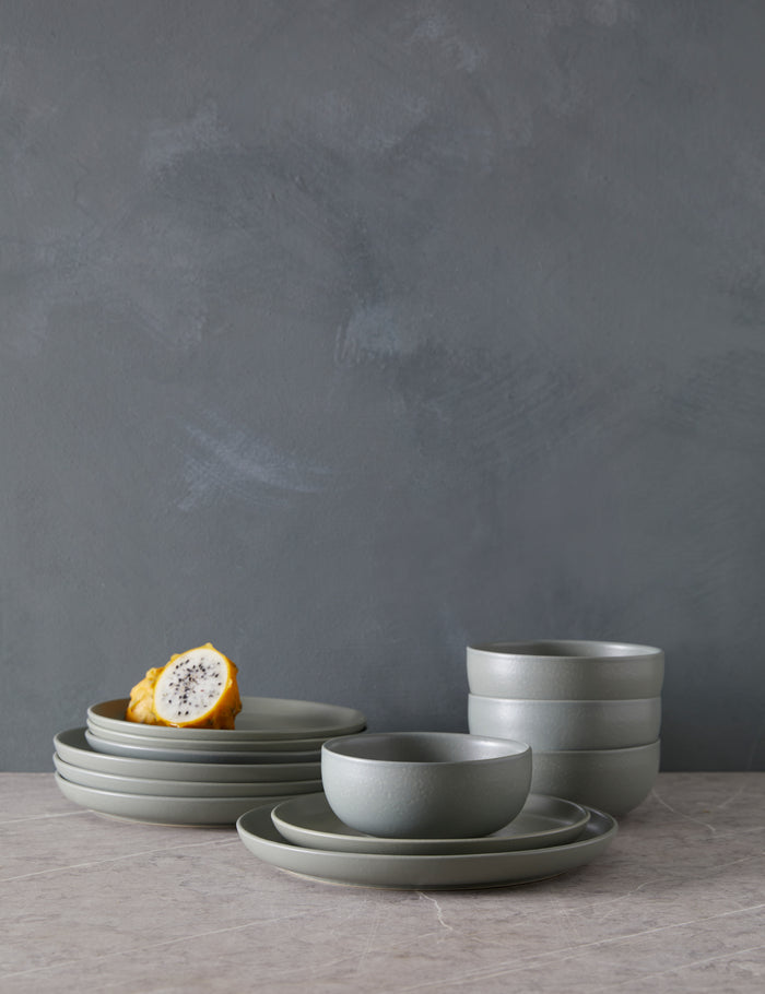 Artichoke / 12-Piece Set With Cereal Bowl