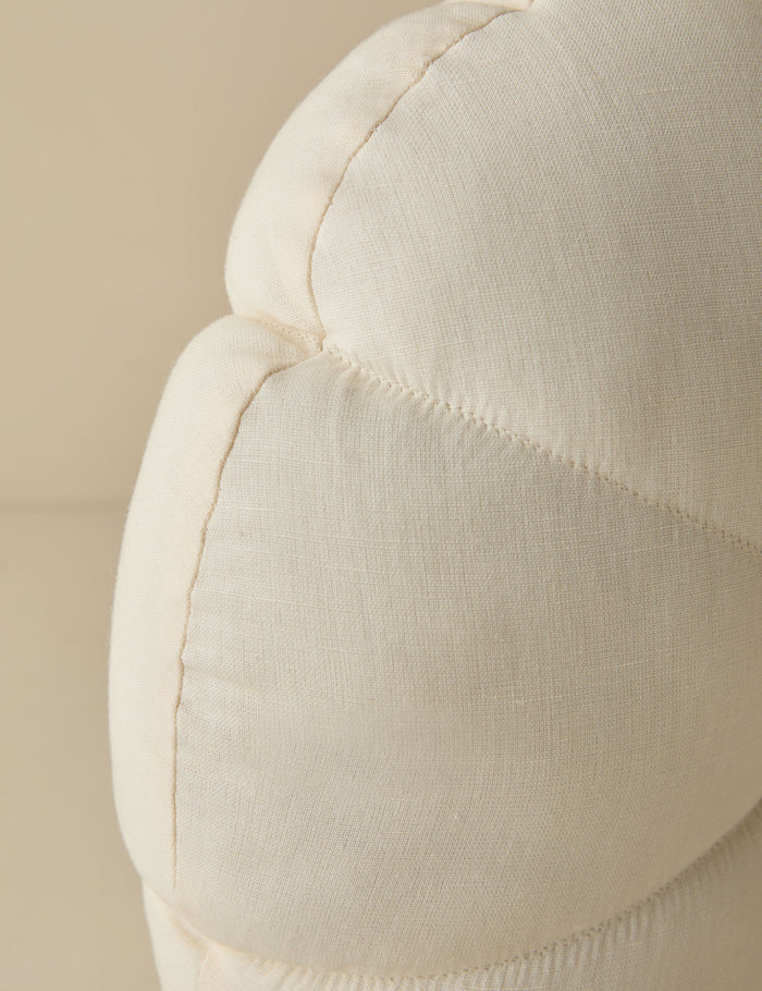 #color::ivory