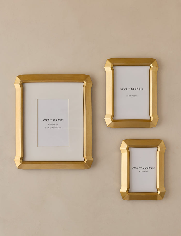 #color::gold #size::4--x-6- #size::5--x-7- #size::8--x-10-