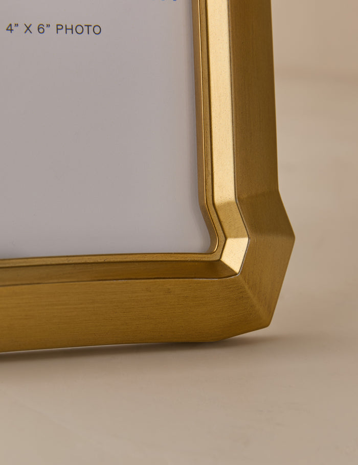 #color::gold #size::4--x-6-